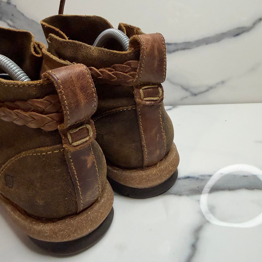 Born Women's Brown Suede Temple Chukka Ankle Boots Sz 7.5 Comfort Minimalist - Picture 4 of 7